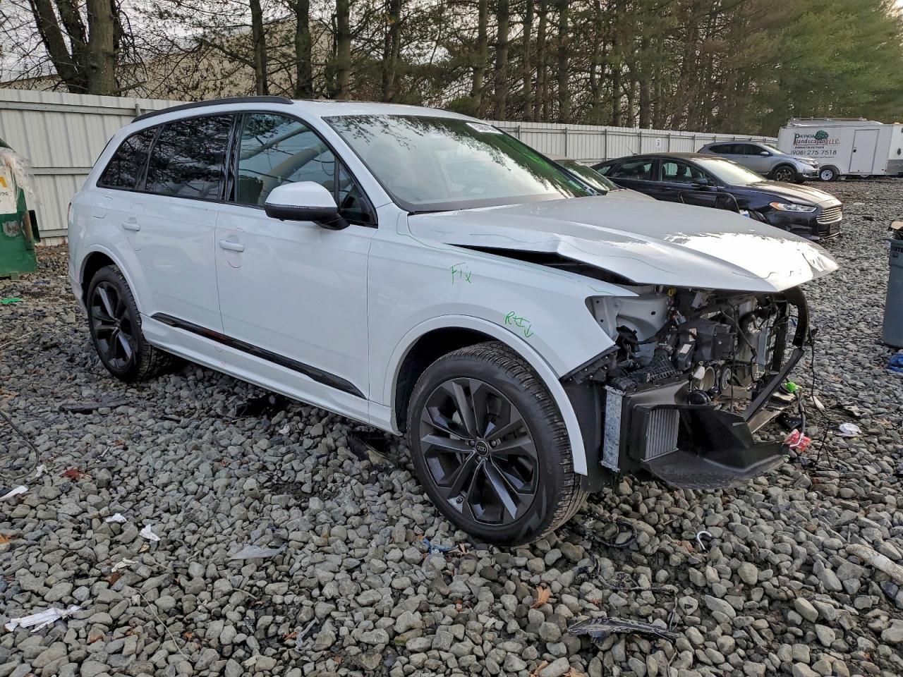 2025 AUDI Q7