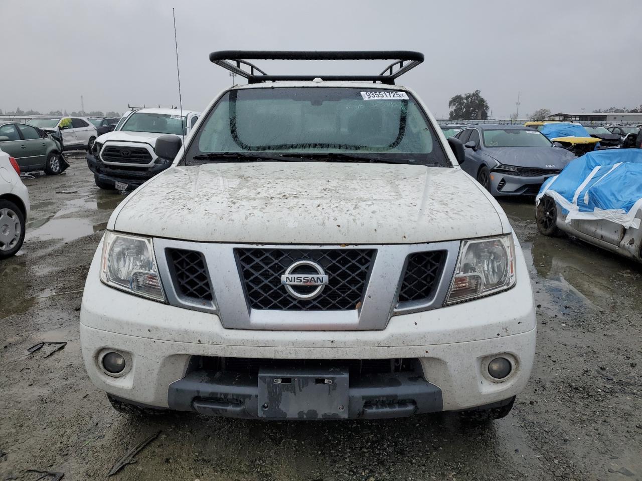 2016 NISSAN Frontier