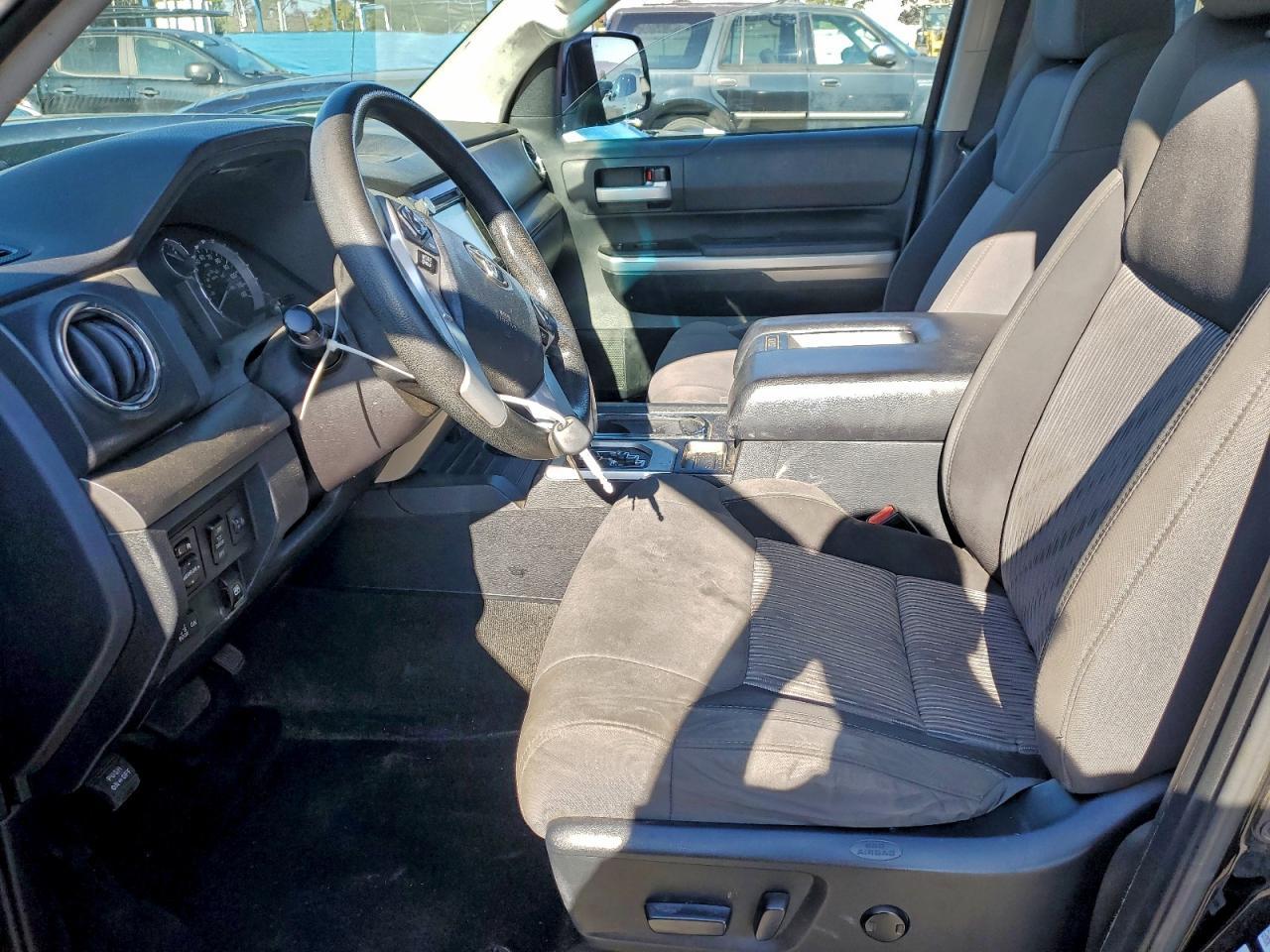 2016 TOYOTA TUNDRA