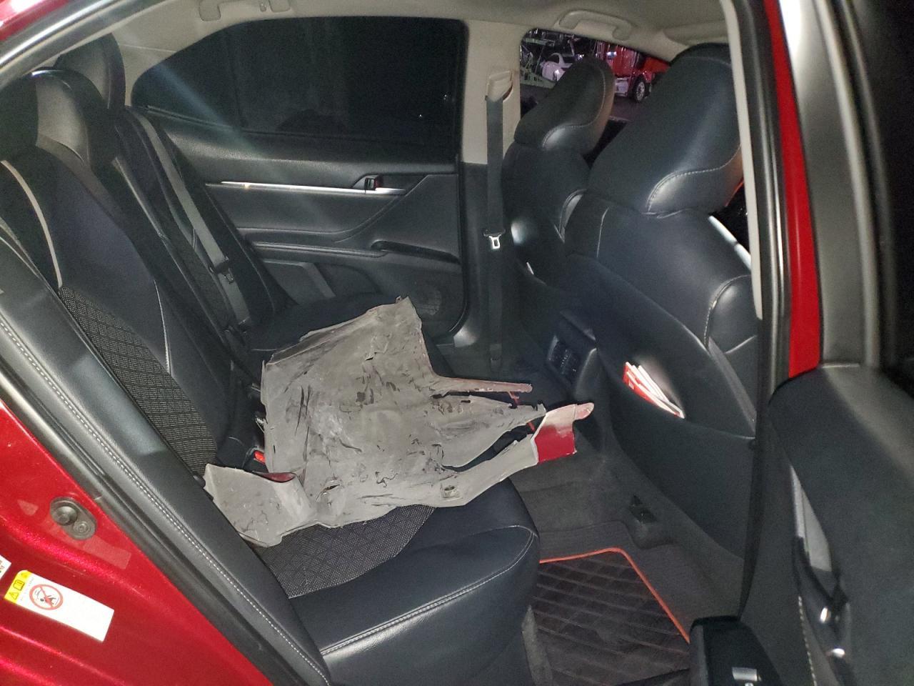 2018 TOYOTA CAMRY