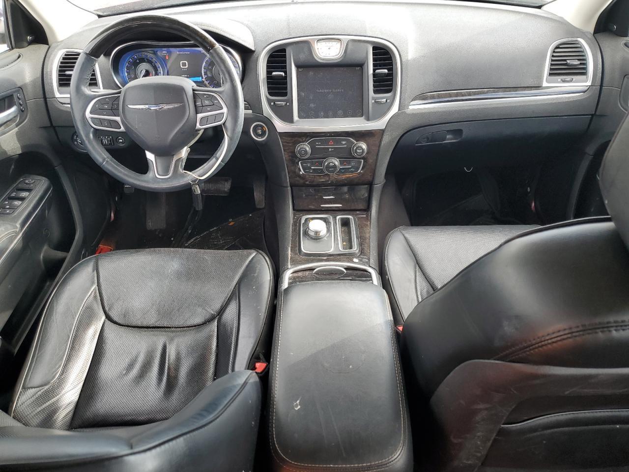 2017 CHRYSLER 300