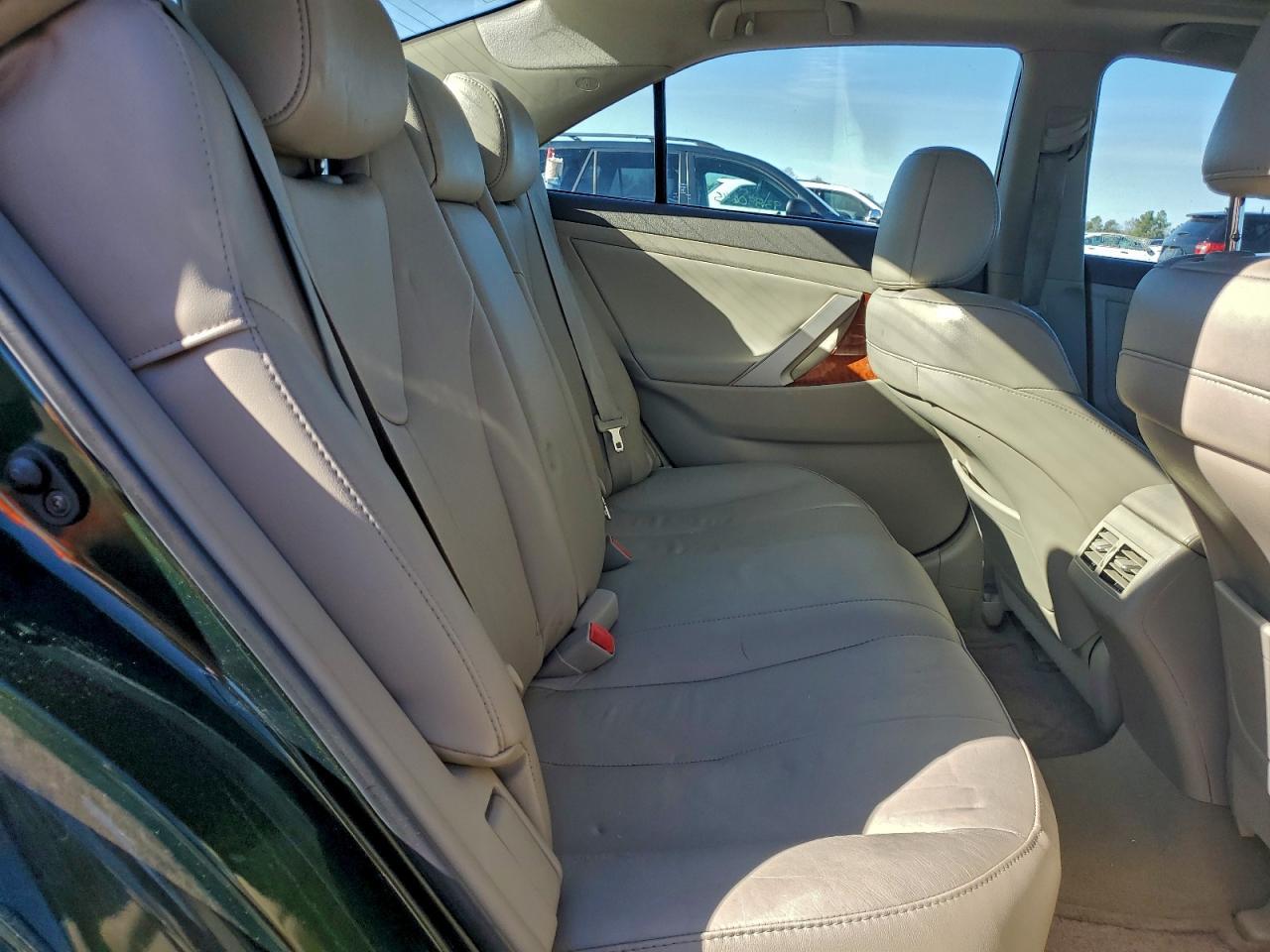 2010 TOYOTA CAMRY