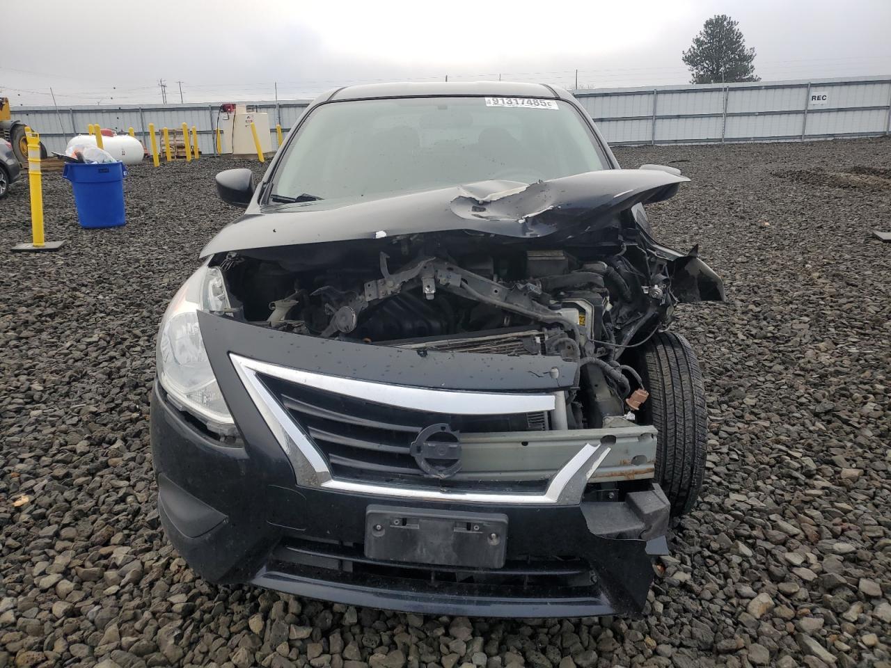 2016 NISSAN VERSA