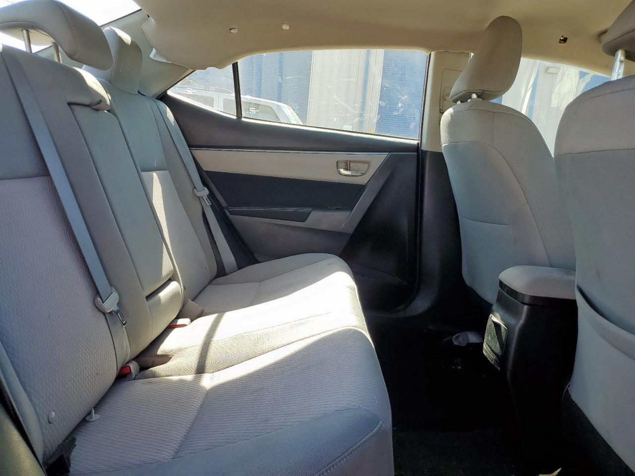 2015 TOYOTA COROLLA