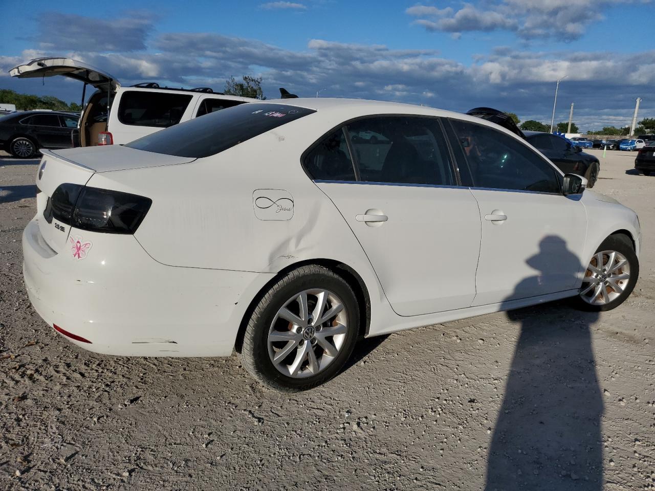 2013 VOLKSWAGEN JETTA