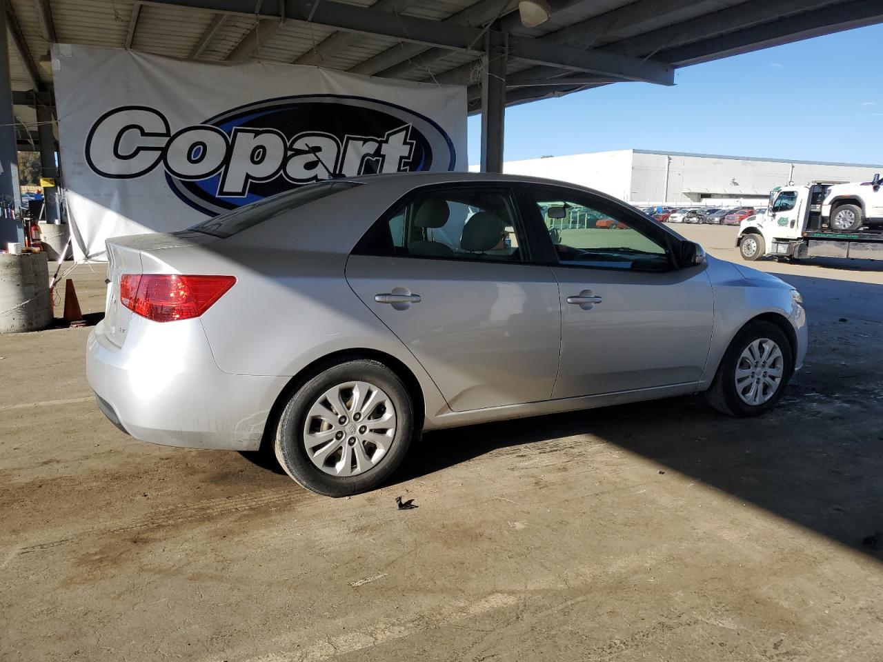 2013 KIA FORTE