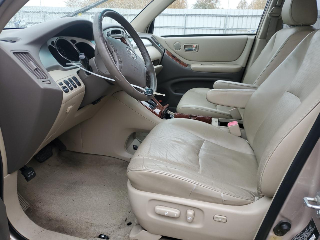 2005 TOYOTA HIGHLANDER