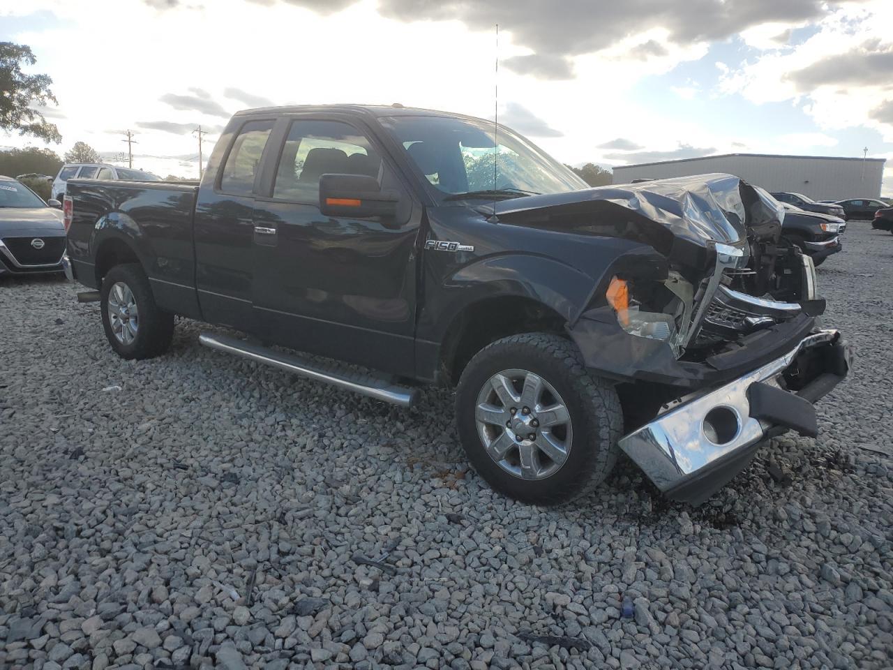 2013 FORD F-150