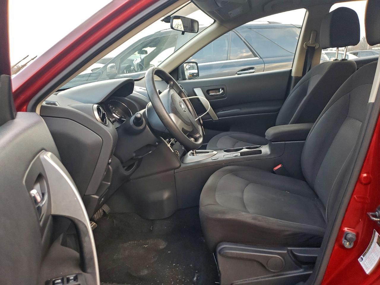 2014 NISSAN ROGUE