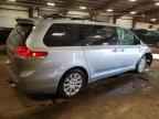 2012 TOYOTA SIENNA