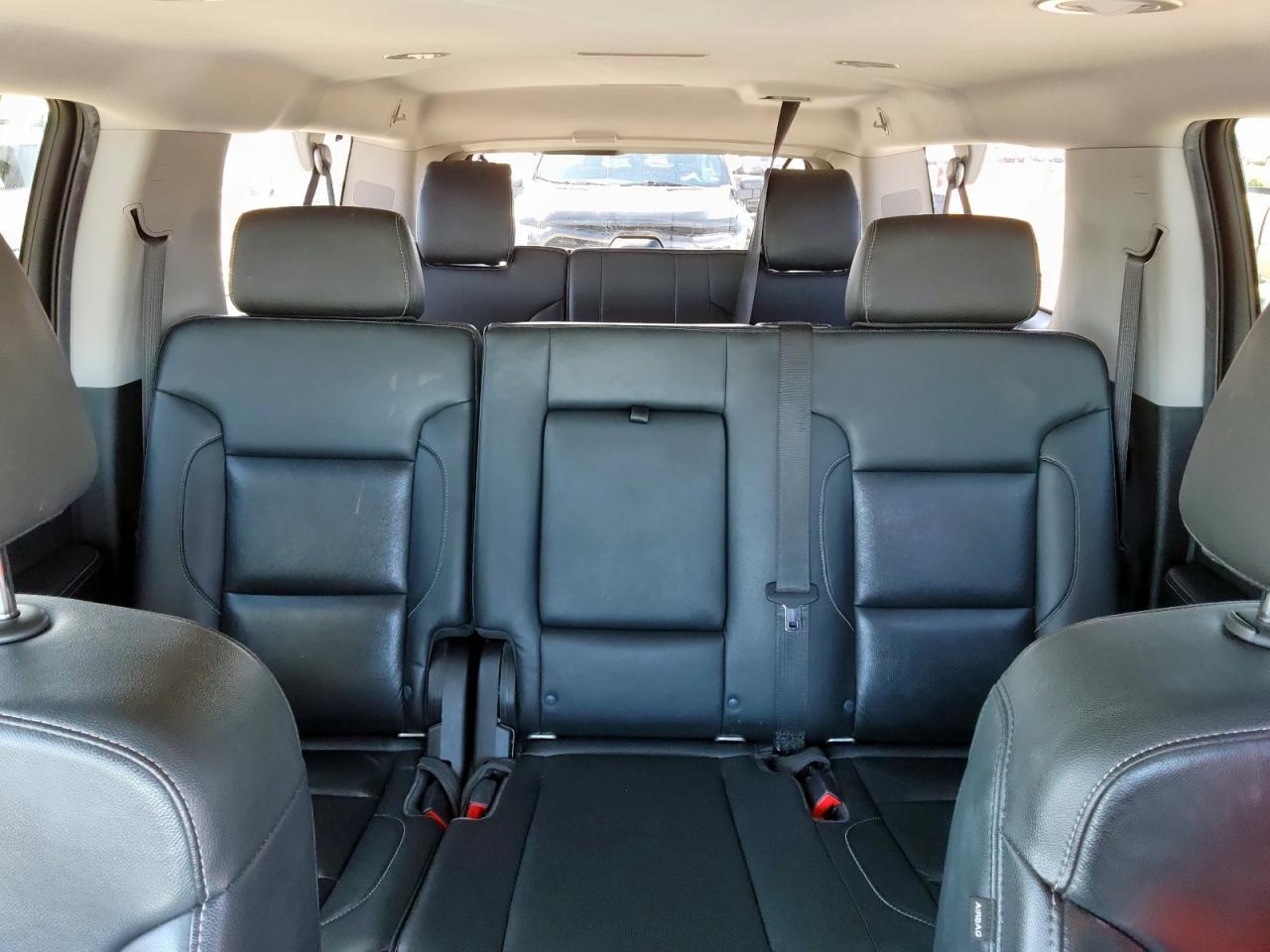 2019 CHEVROLET Suburban
