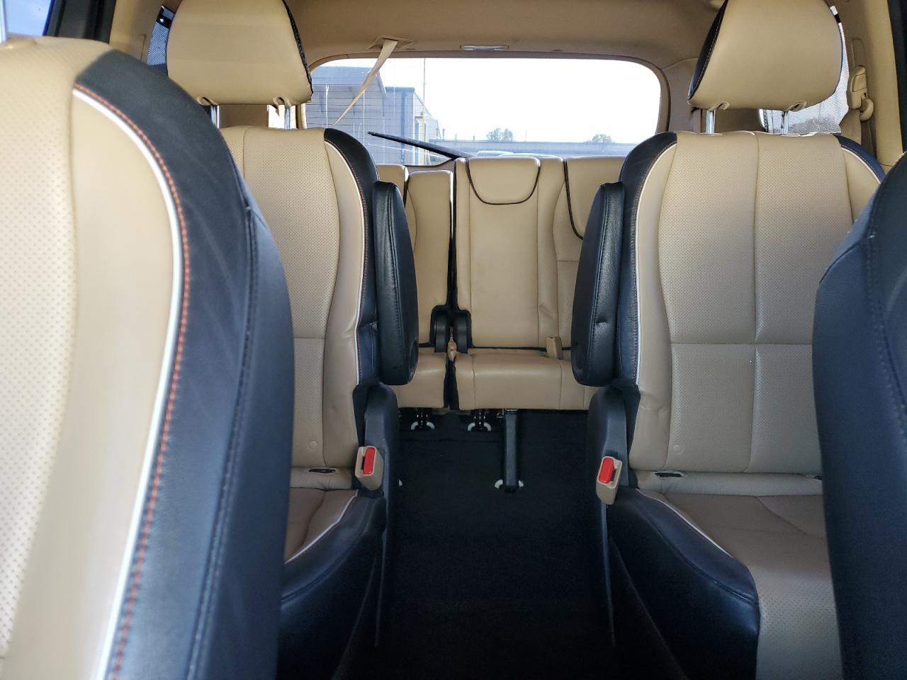 2015 KIA SEDONA