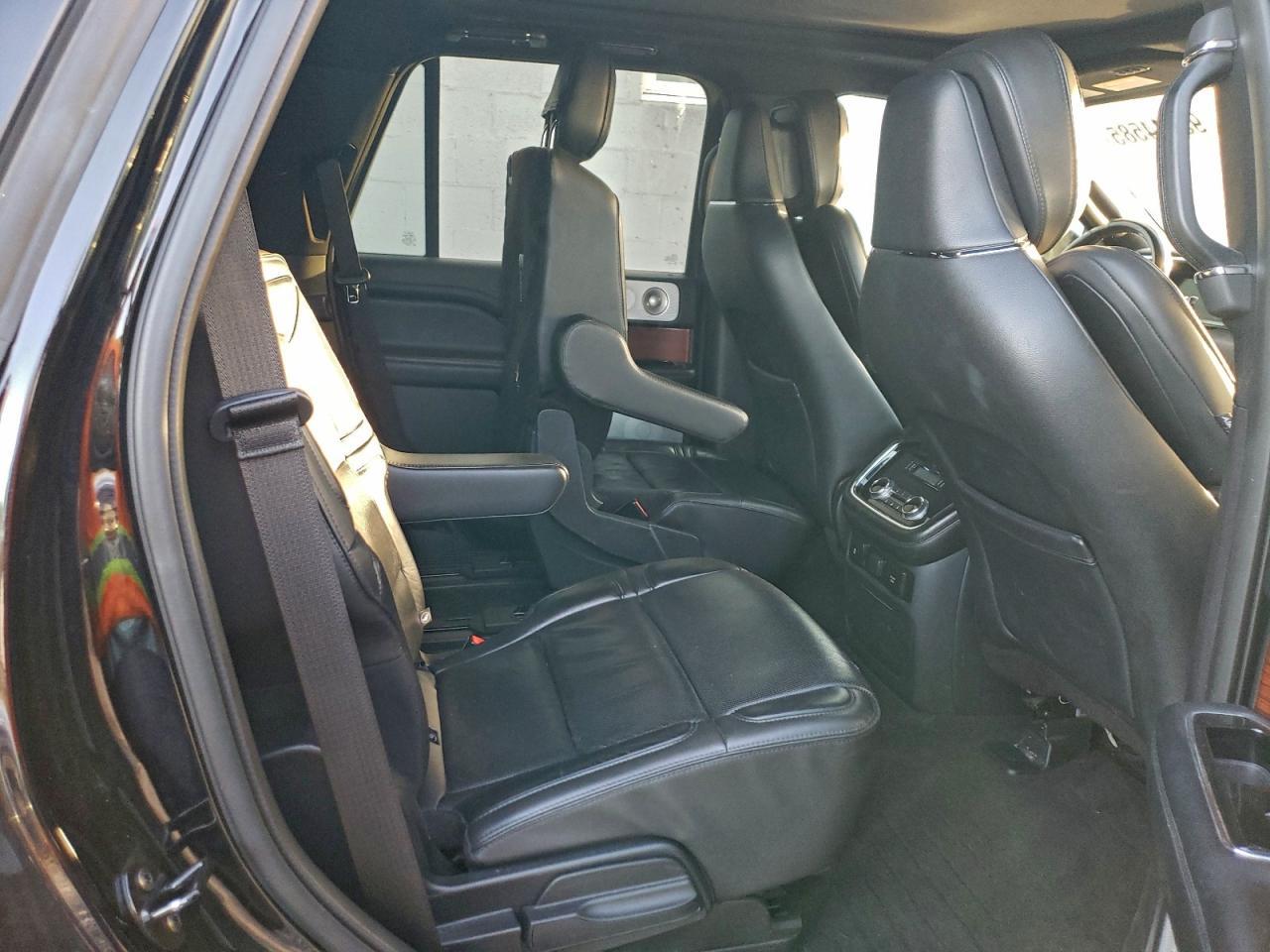 2018 LINCOLN Navigator