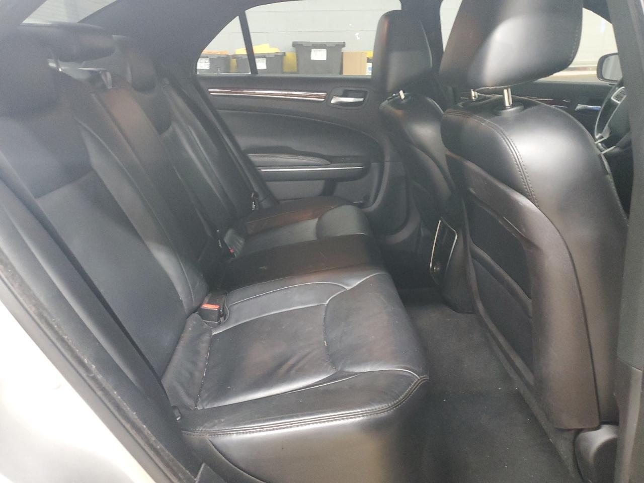 2012 CHRYSLER 300