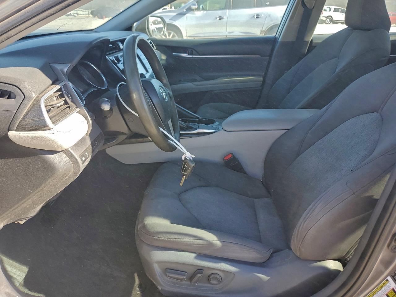 2018 TOYOTA CAMRY