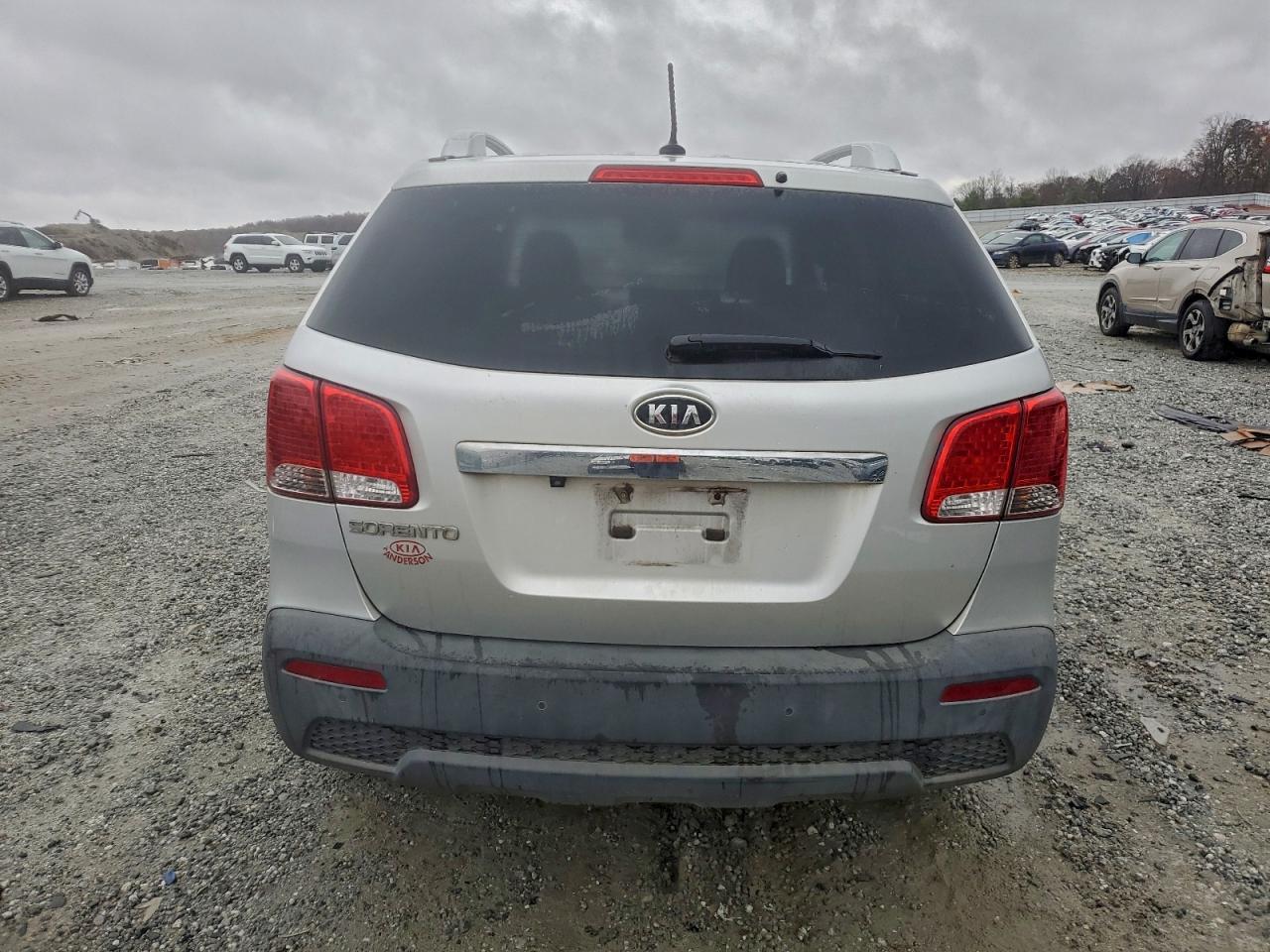 2011 KIA SORENTO