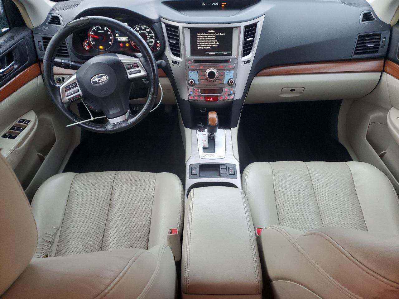 2013 SUBARU Outback