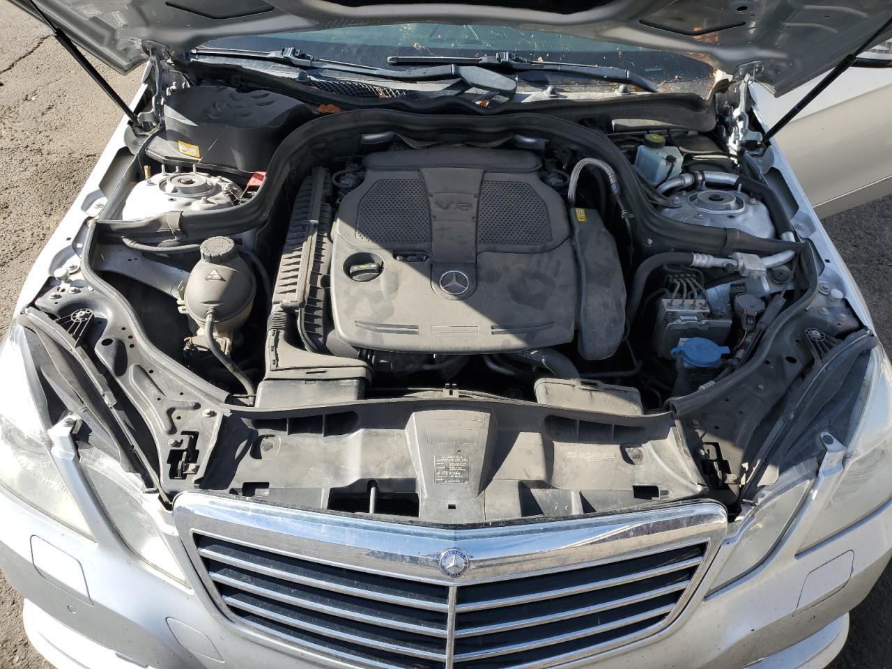 2013 MERCEDES-BENZ E-Class