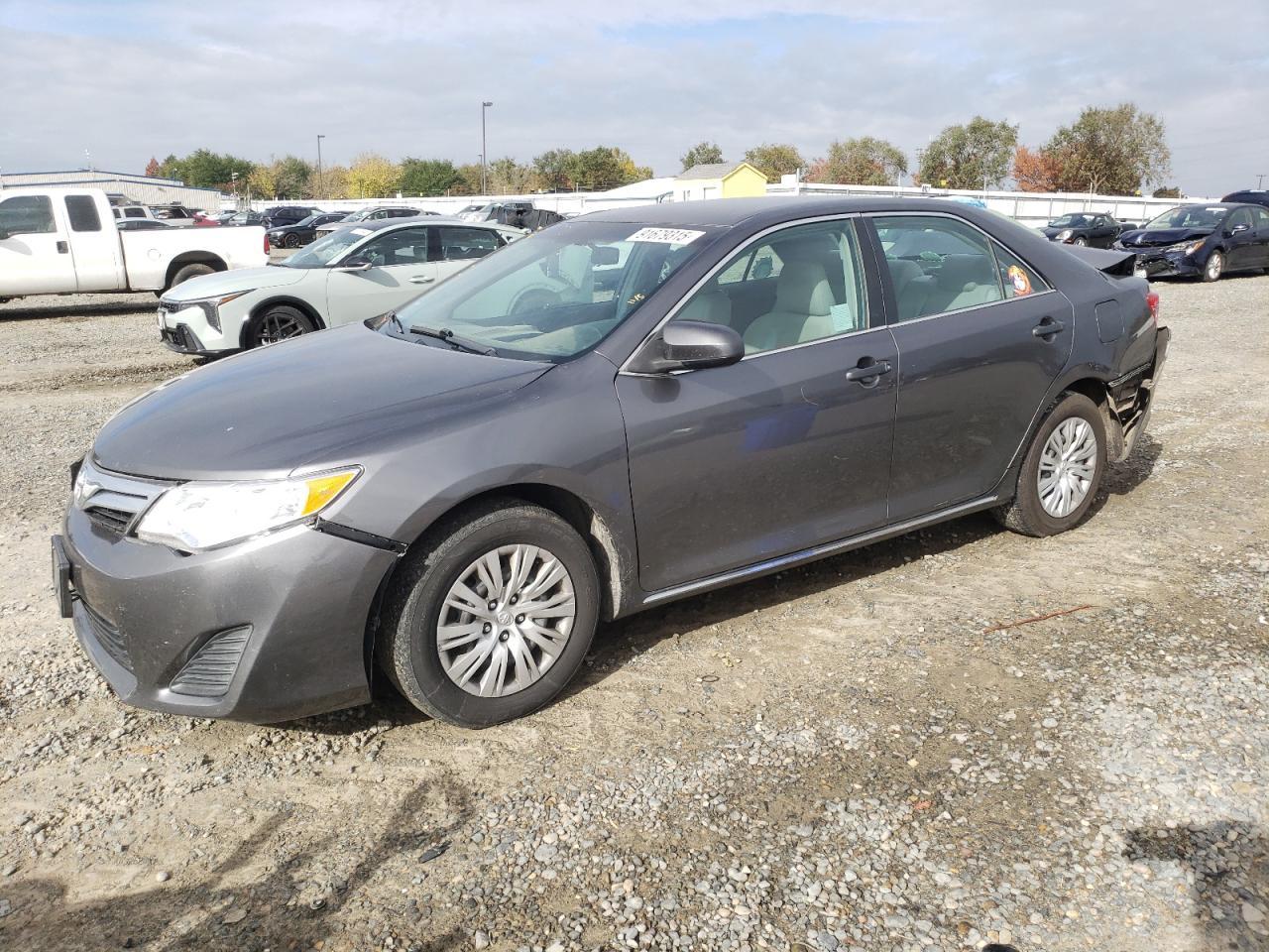 2013 TOYOTA CAMRY
