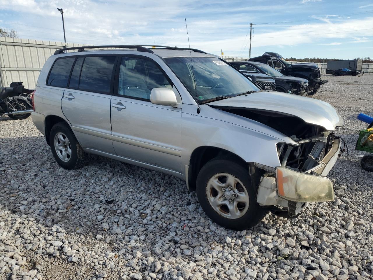 2002 TOYOTA HIGHLANDER