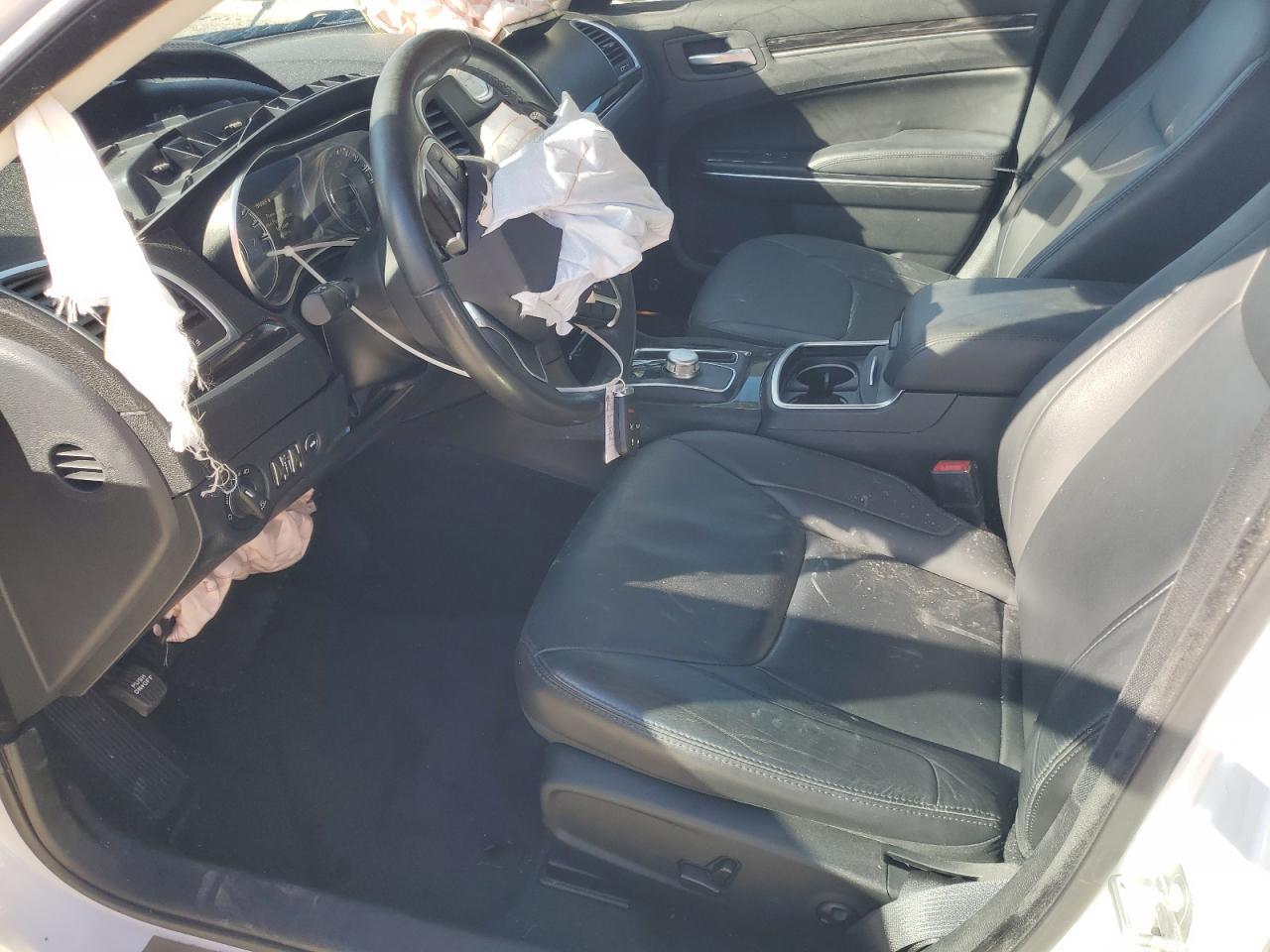 2015 CHRYSLER 300