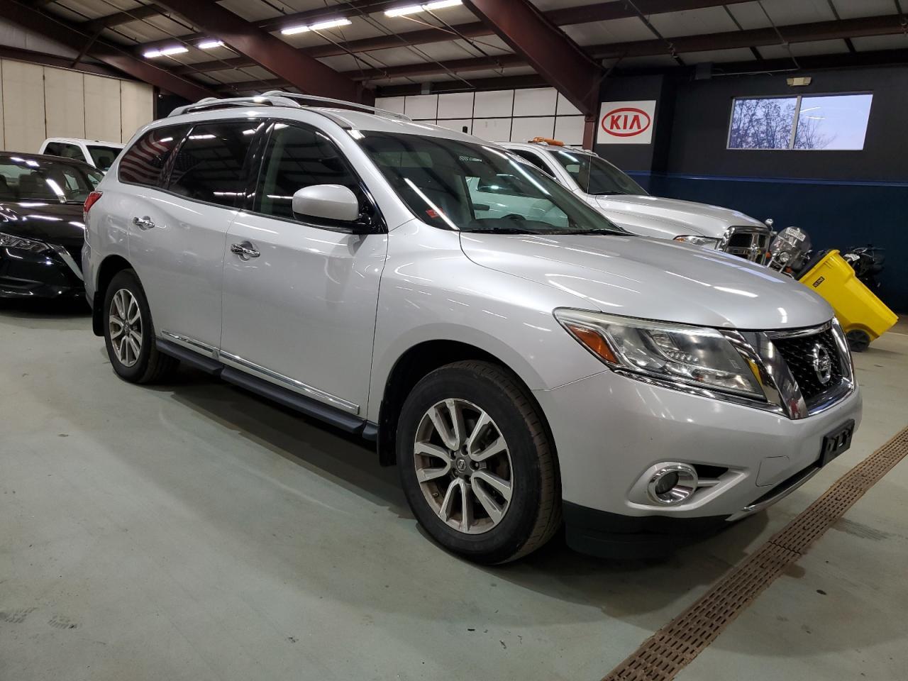 2013 NISSAN PATHFINDER