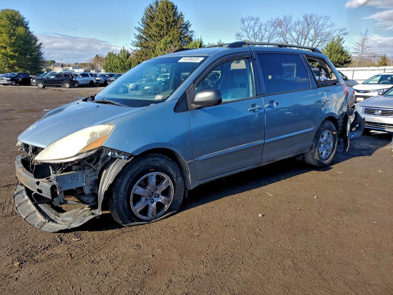 2007 TOYOTA SIENNA