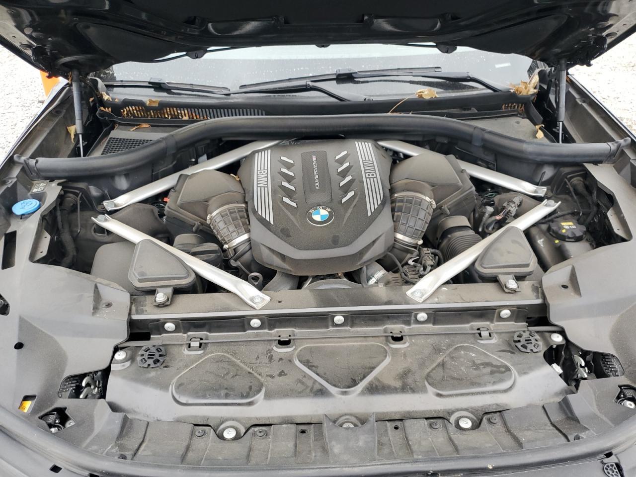 2022 BMW X7