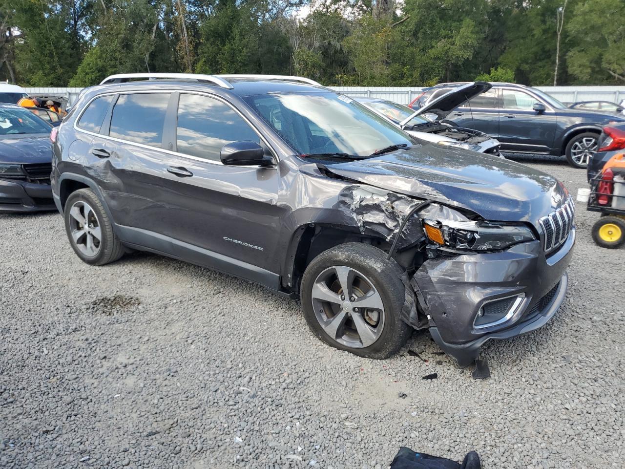 2019 JEEP CHEROKEE