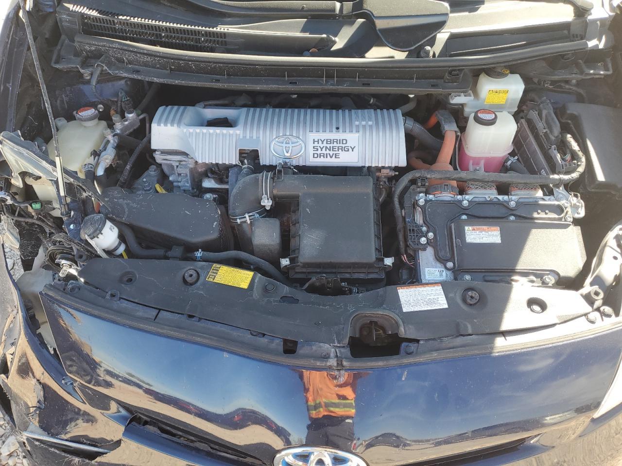 2015 TOYOTA PRIUS
