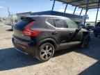 2020 VOLVO XC40