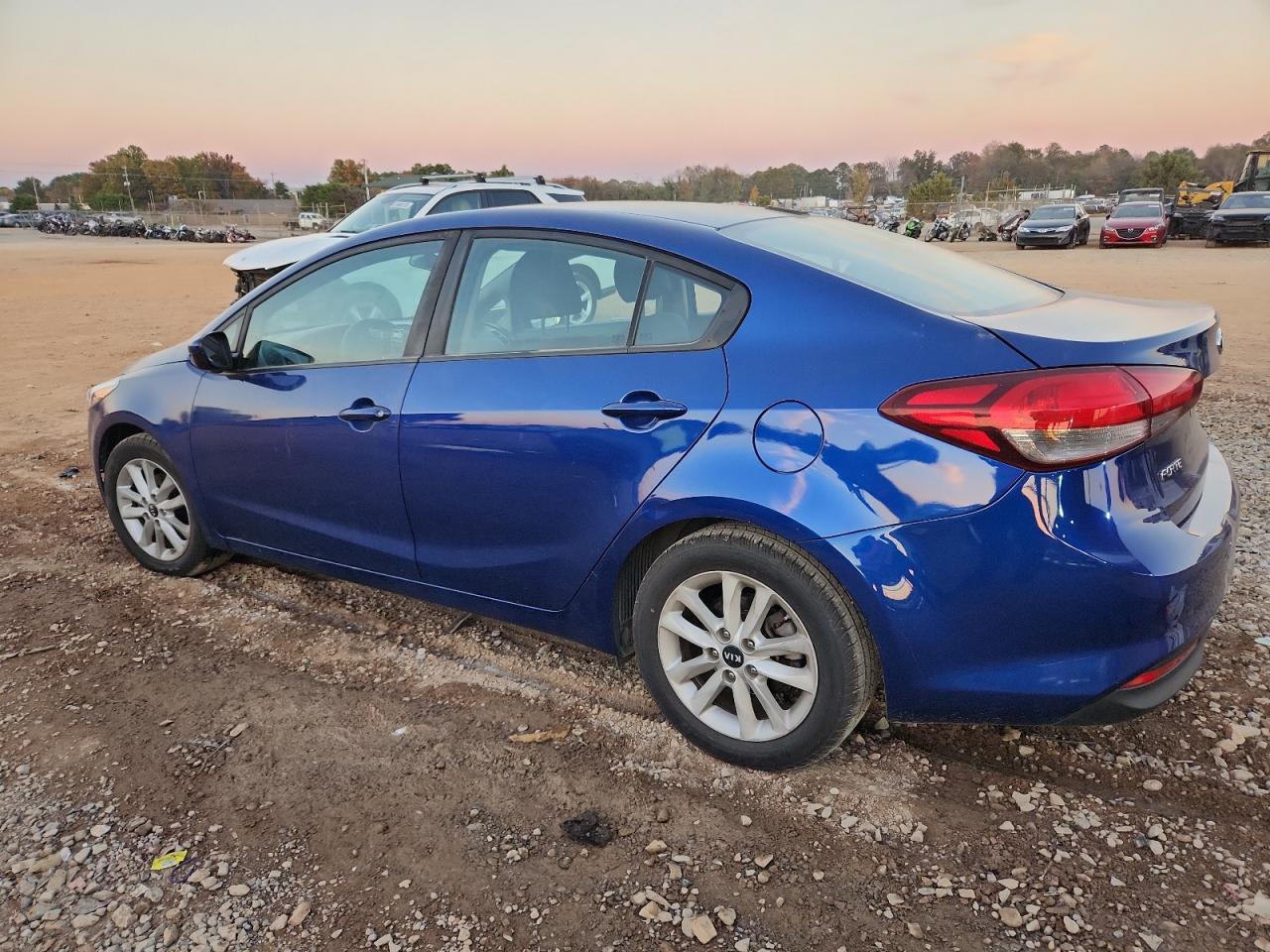 2017 KIA FORTE