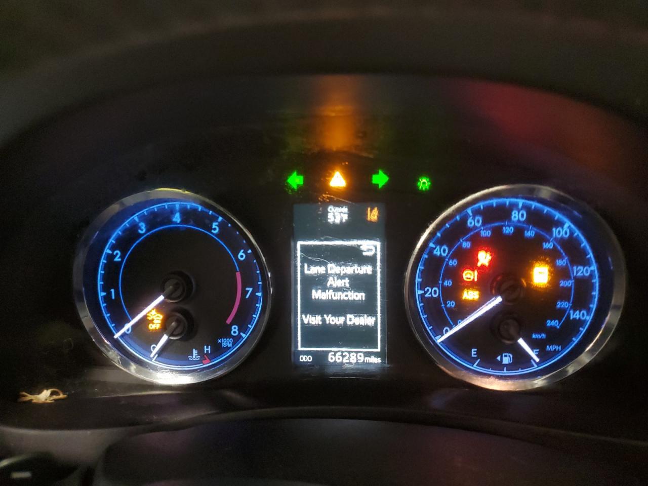 2018 TOYOTA COROLLA