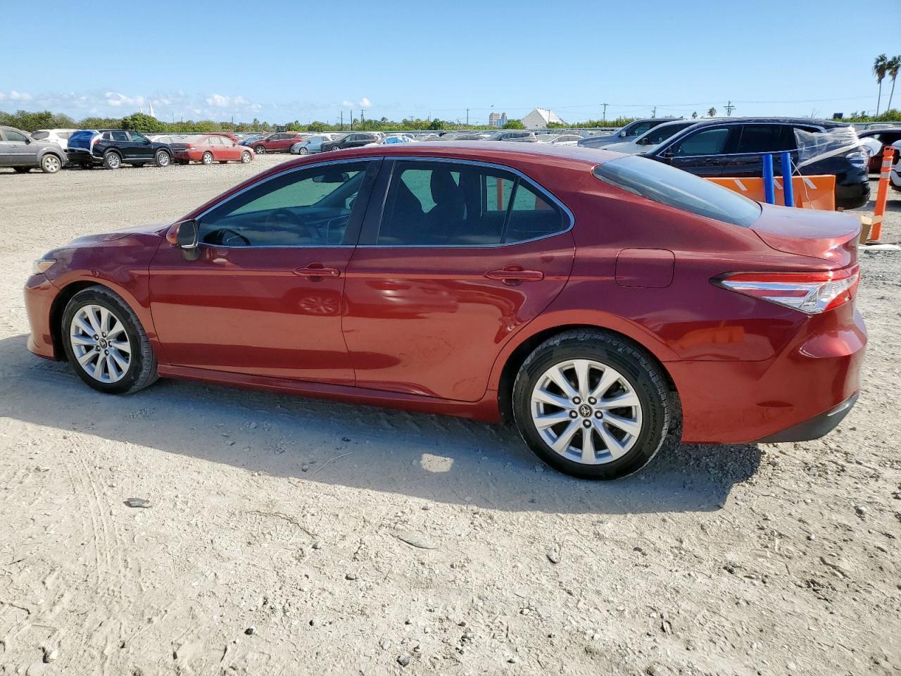 2018 TOYOTA CAMRY