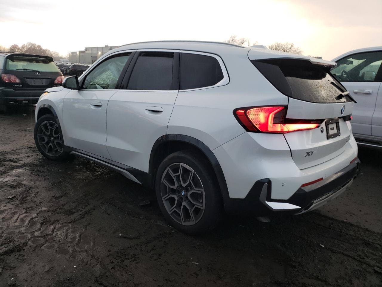 2025 BMW X1