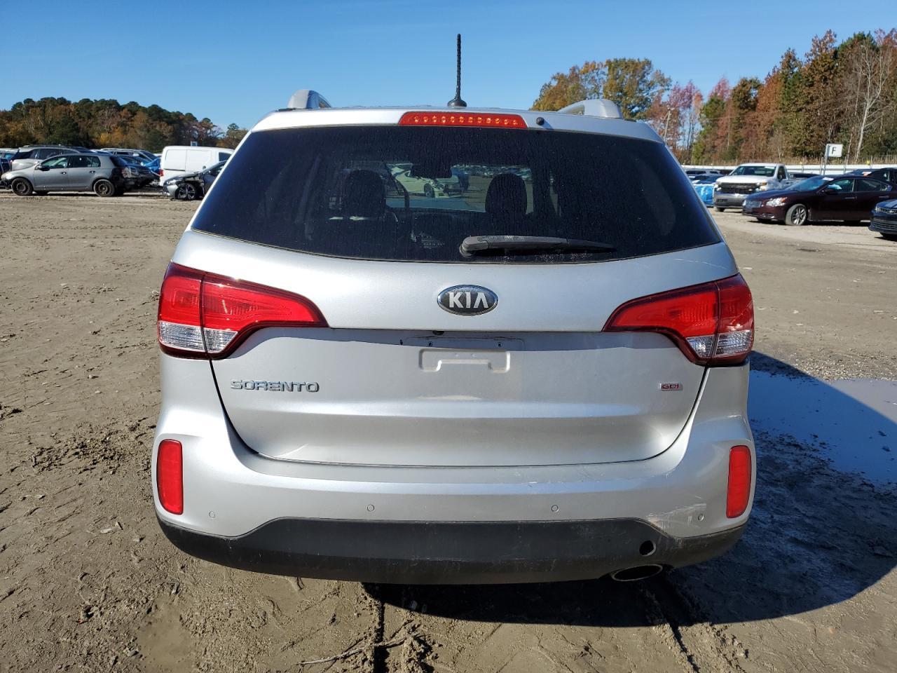 2014 KIA SORENTO