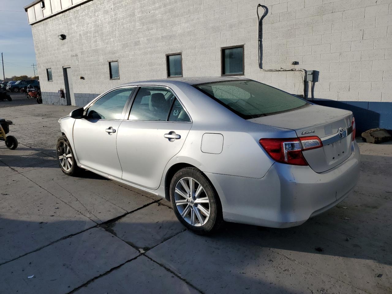 2013 TOYOTA CAMRY