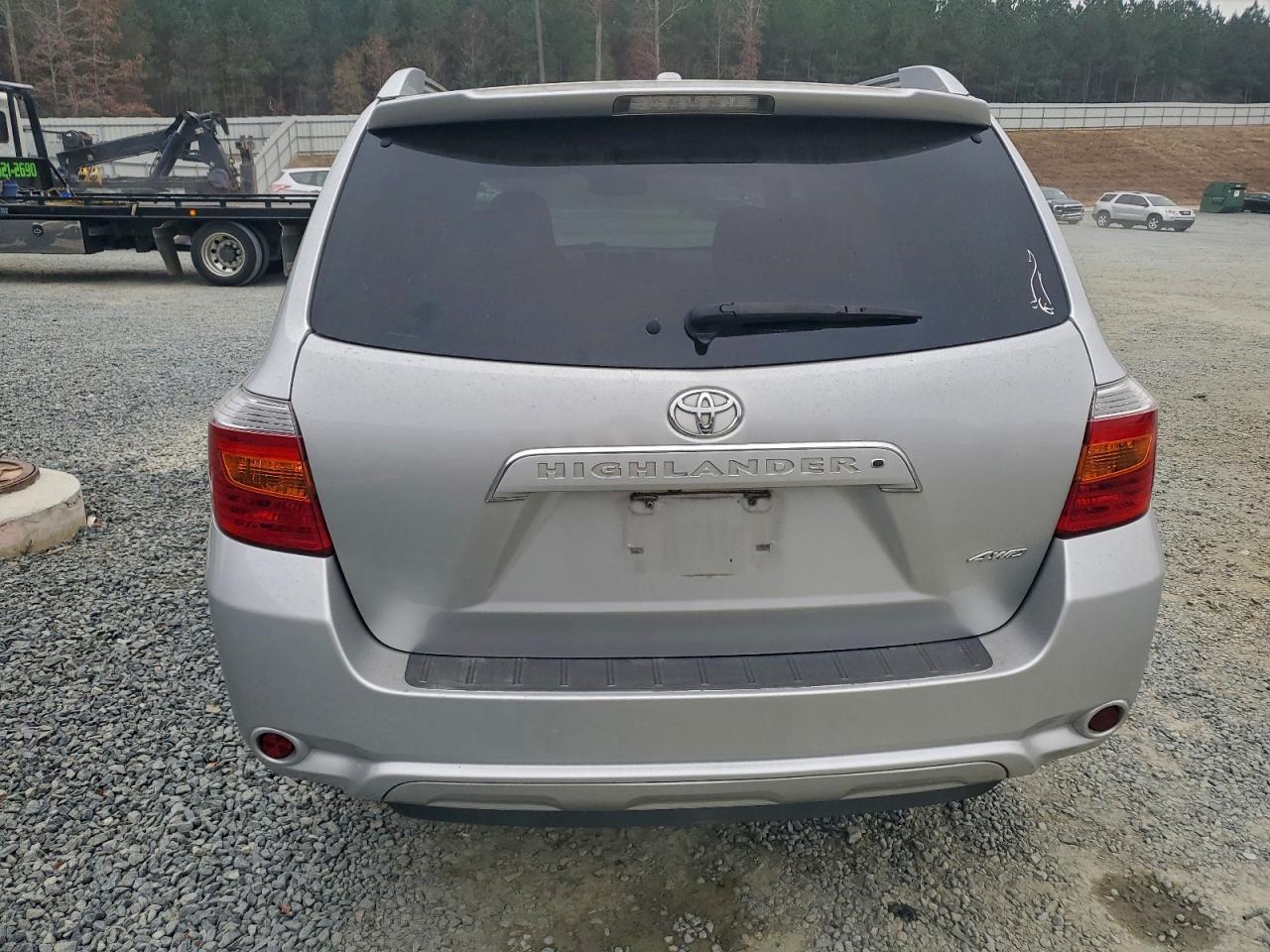 2010 TOYOTA HIGHLANDER