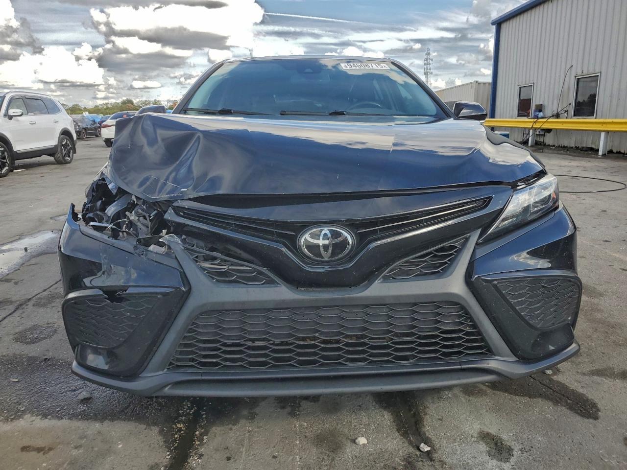 2022 TOYOTA CAMRY