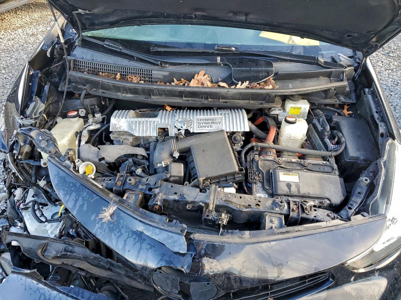 2016 TOYOTA PRIUS V
