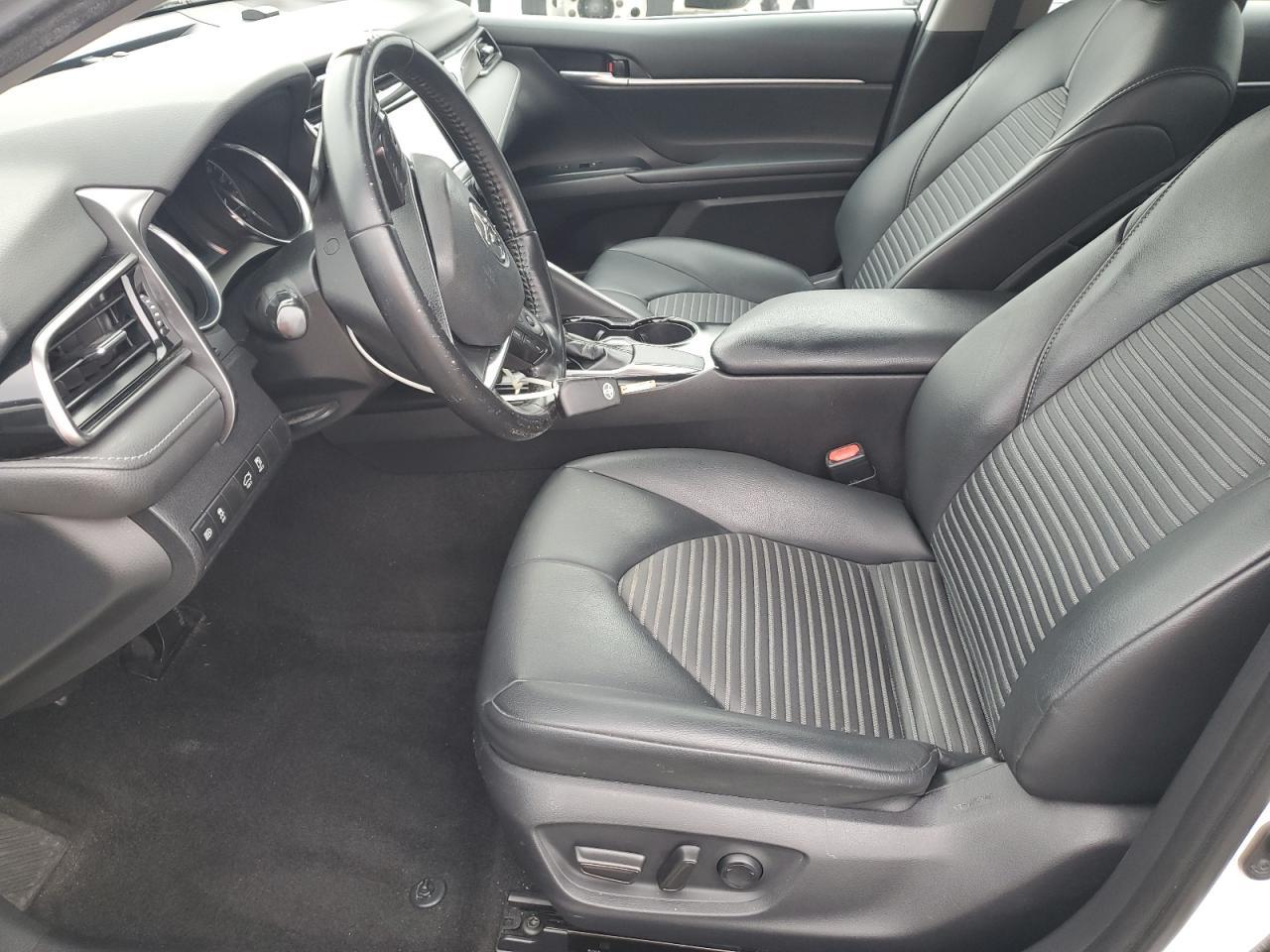 2019 TOYOTA CAMRY