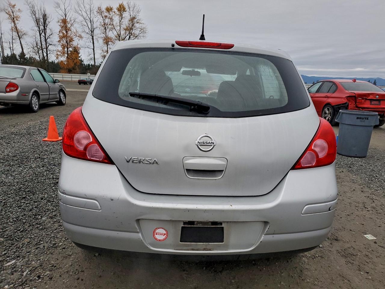 2012 NISSAN VERSA