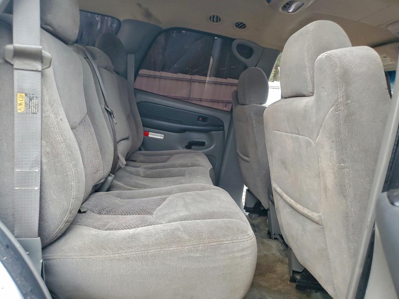 2003 CHEVROLET Tahoe