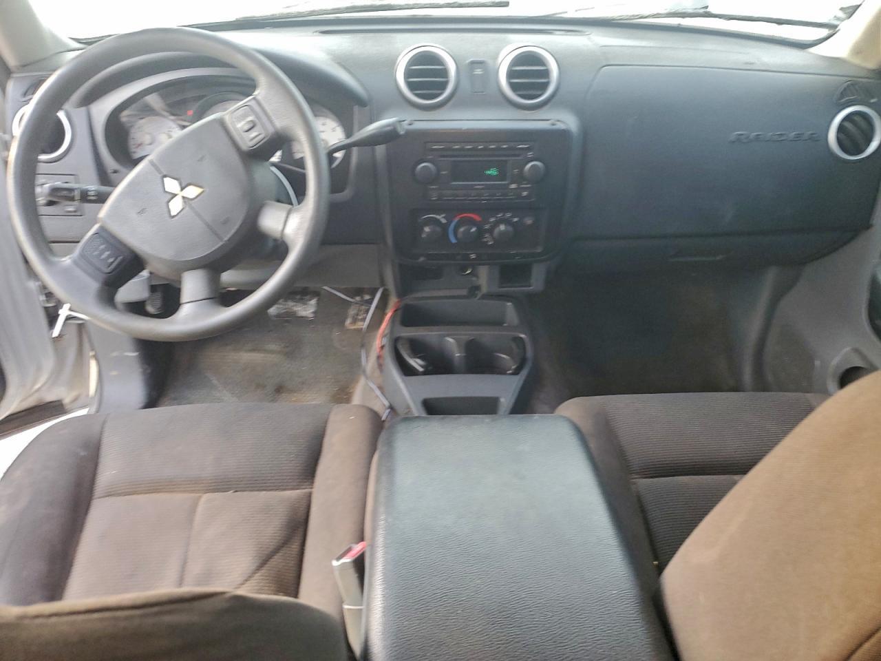 2007 MITSUBISHI Raider