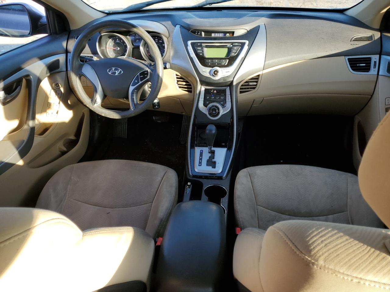 2012 HYUNDAI ELANTRA