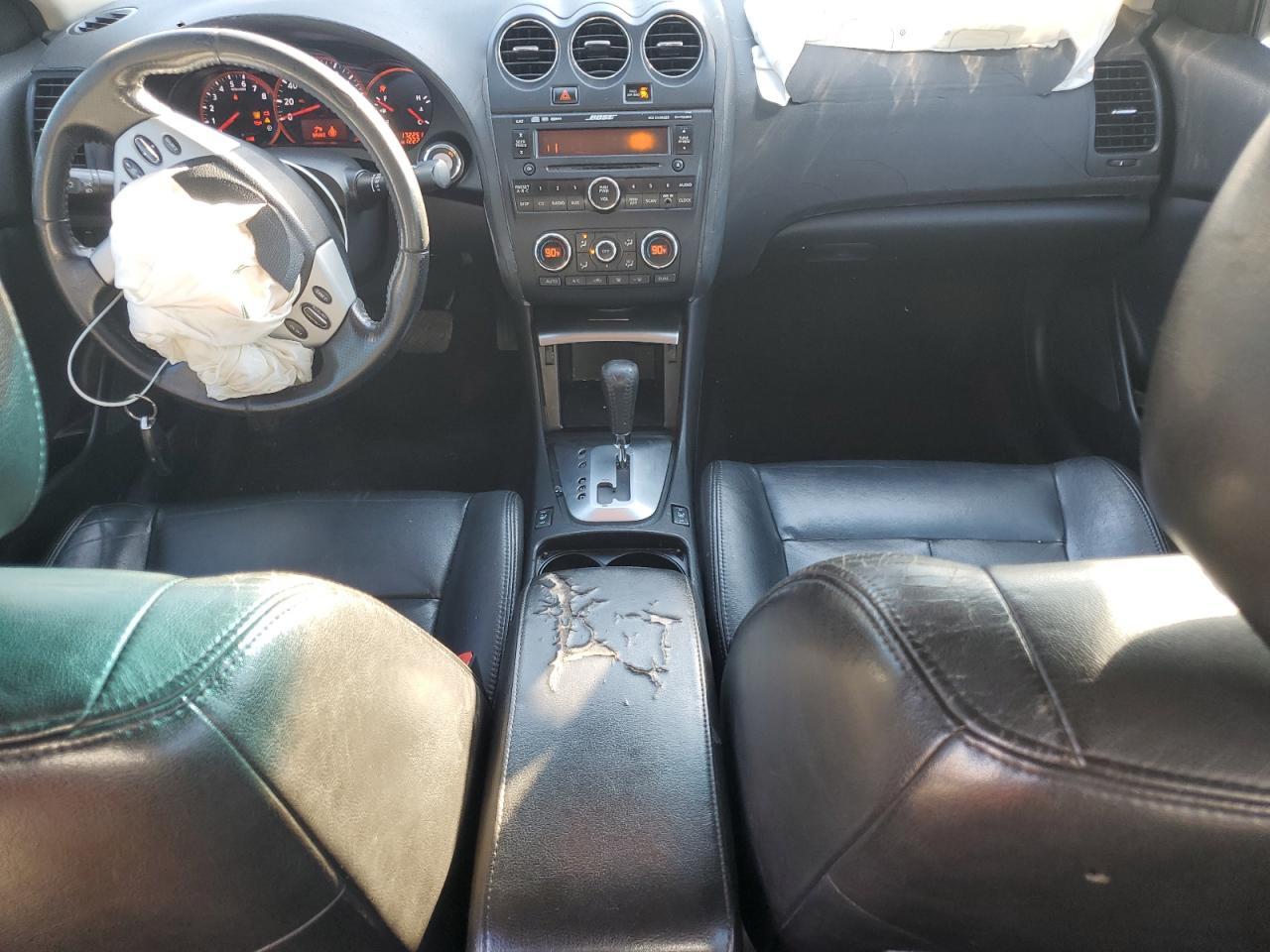 2009 NISSAN