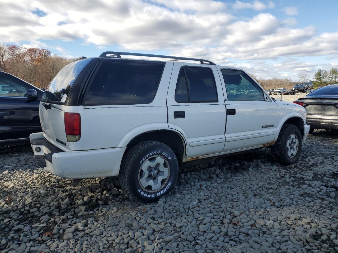 2002 CHEVROLET BLAZER