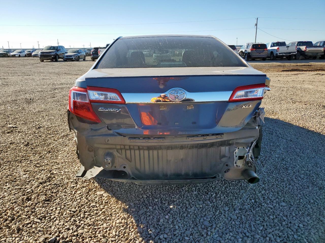 2012 TOYOTA CAMRY