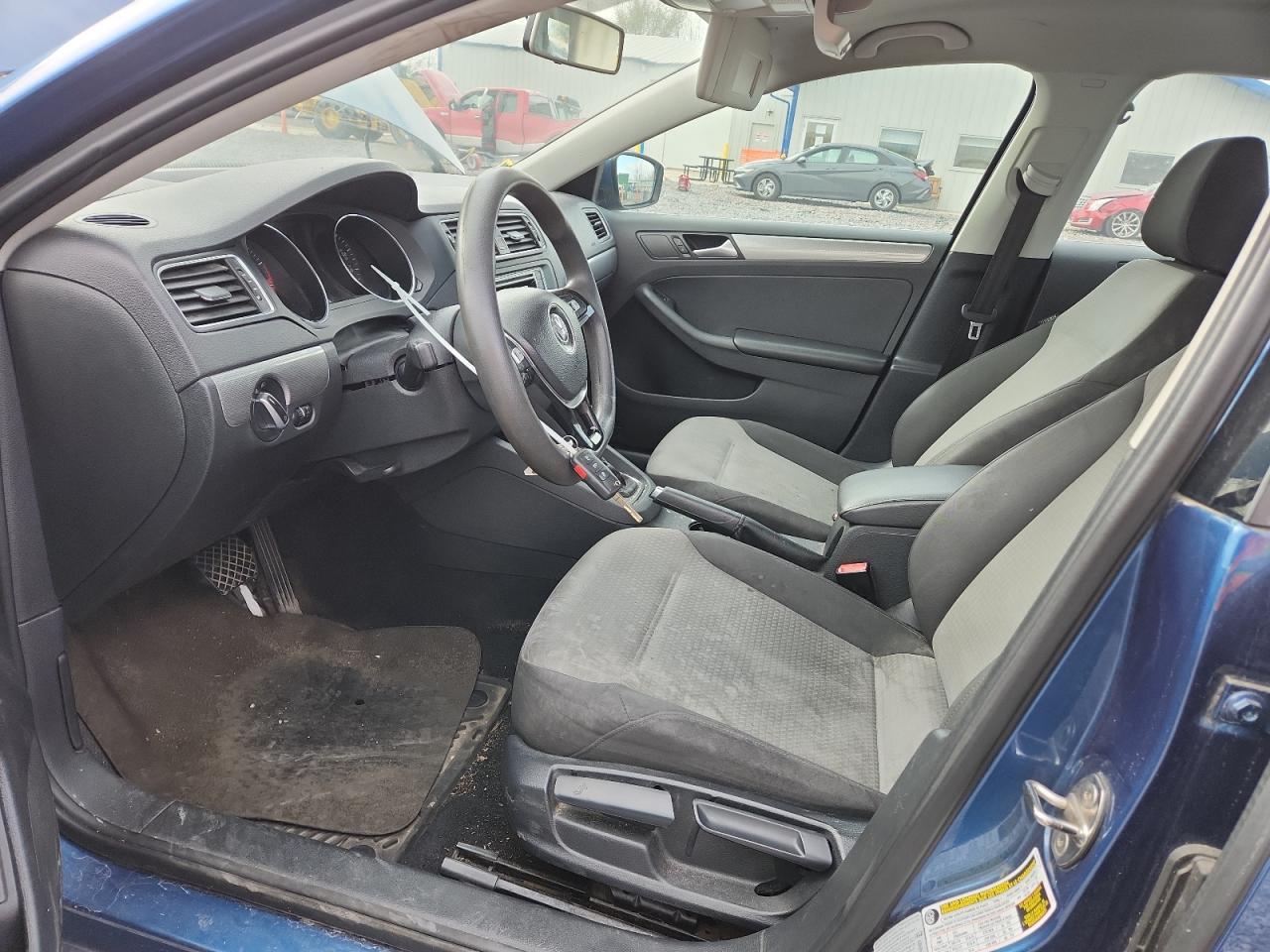 2017 VOLKSWAGEN JETTA
