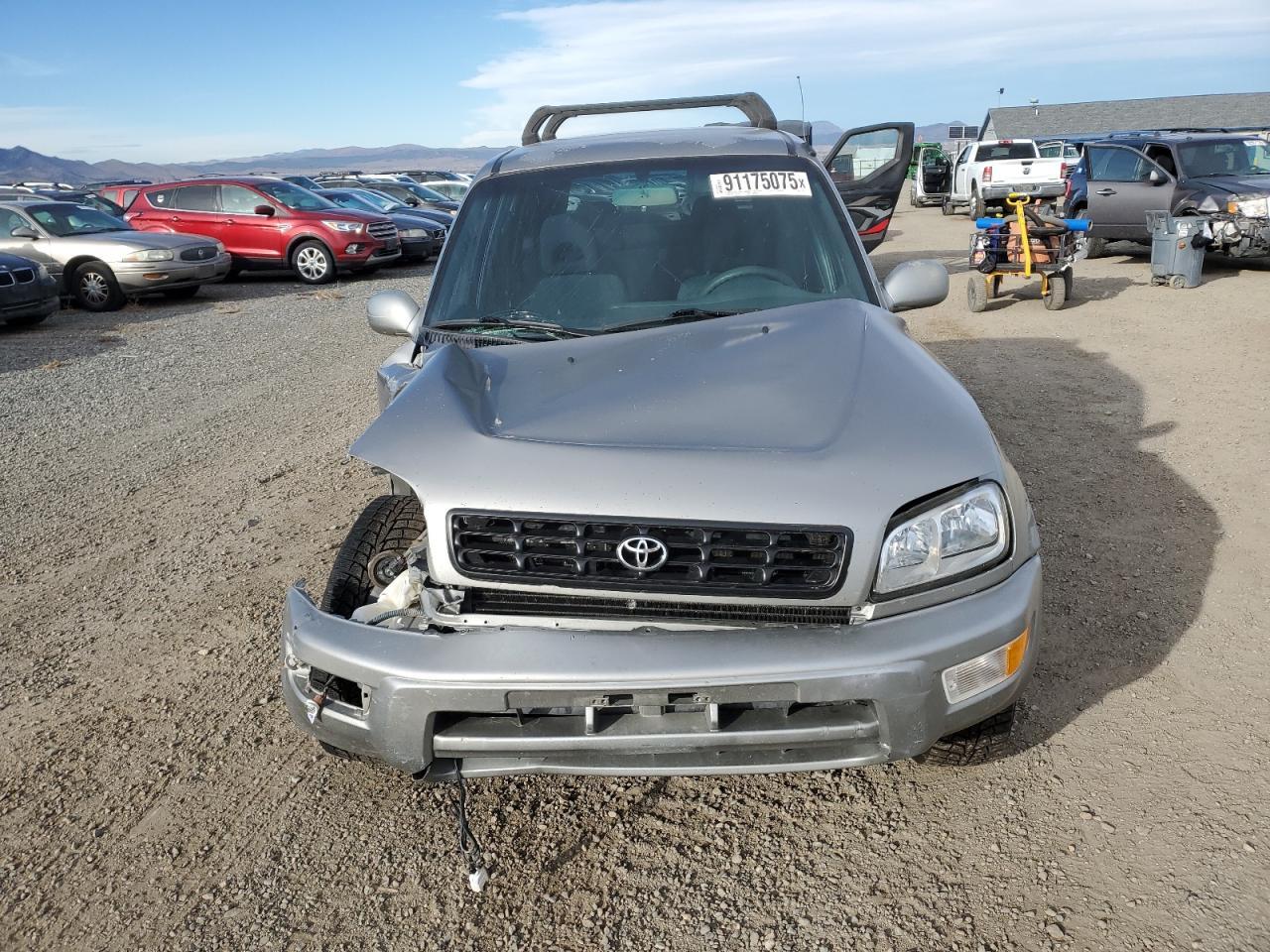 1999 TOYOTA RAV4